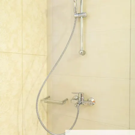 Anna's Quiet In Village! Apartment Travliata